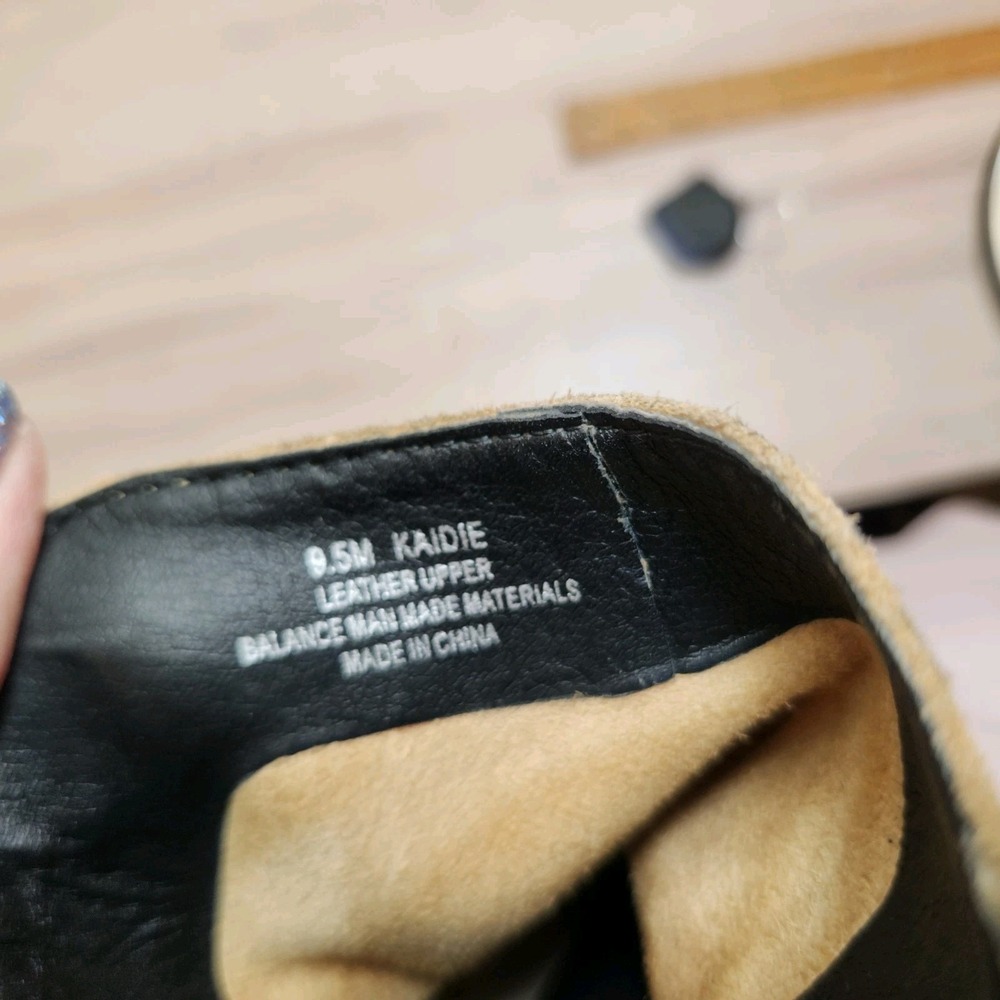 Dolce Vita Kaidie Suede Spotted Ankle Booties Size 9.5 - Picture 4 of 9
